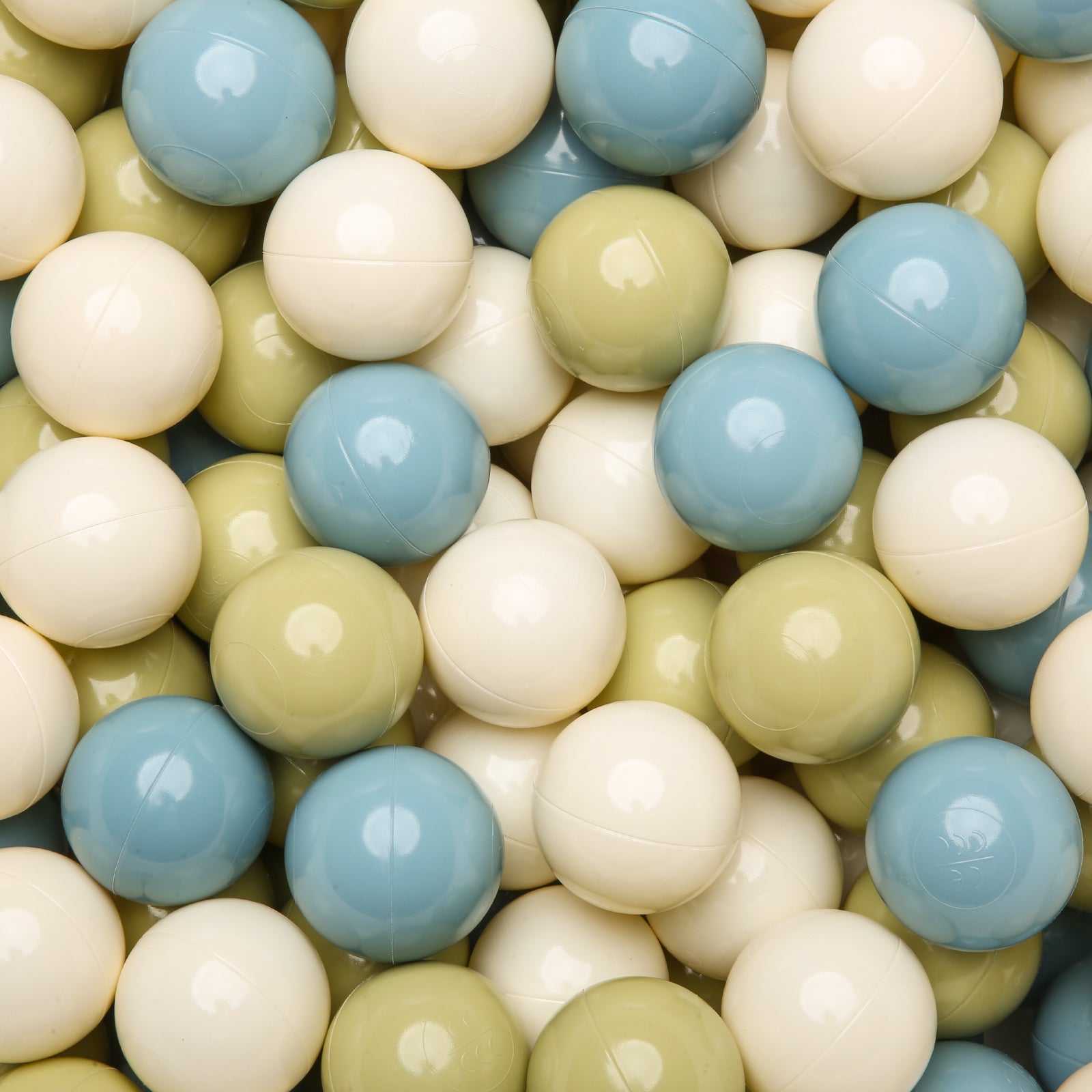 GOGOSO Pastel Plastic Play Balls Non-Phthalate Soft Toy Balls for  Ball Pit Tent Bath Decoration Indoor Outdoor , 2.2inch, Blue Green Beige,  1000PCS